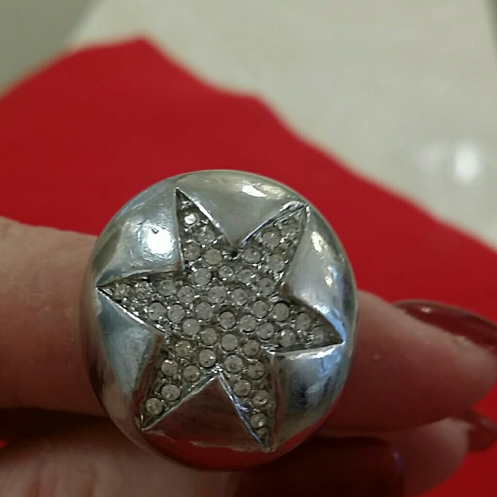 🎉Reduced🎉 Star rhinestone ring